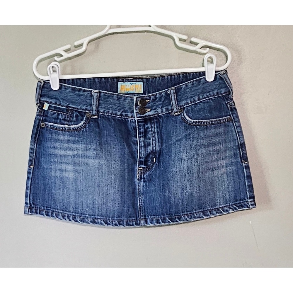 Hollister Denim Mini Skirt Medium Wash Y2K Low Rise Embroidered Pockets Size 9